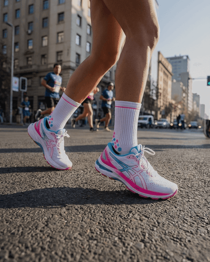 Calcetin Runner de compresion EVOLRUN Blanco + Regalos